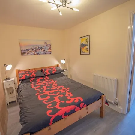Modern In Town Centre * Skipton