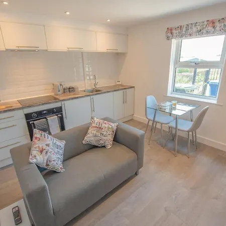 Modern In Town Centre * Skipton